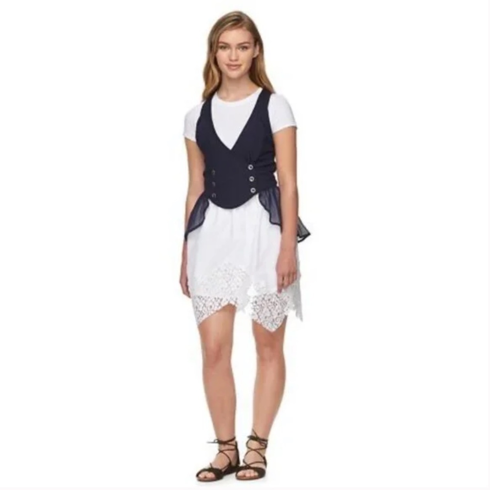 NWT Disney Alice Through the Looking Glass Double-Breasted Ruffle Vest Large - Picture 2 of 10